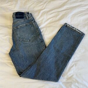 Abercrombie & Fitch Women’s Curve Love 90s Straight Jeans